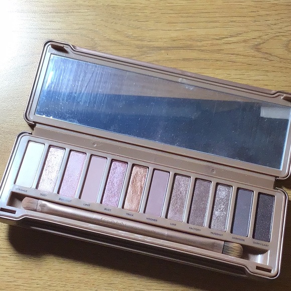 Urban Decay Other - Urban Decay Naked 3